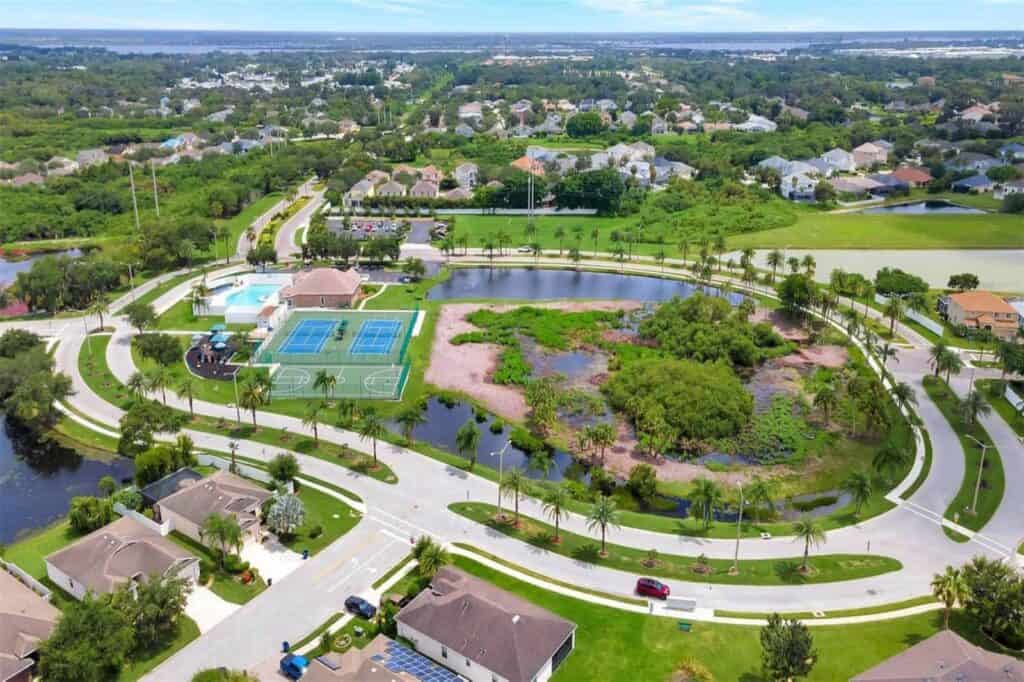 Covered Bridge Estates Homes For Sale in Ellenton, FL.