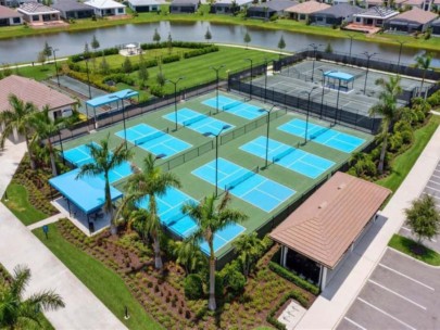 Cresswind Homes in Lakewood Ranch, FL. - Pickleball Courts