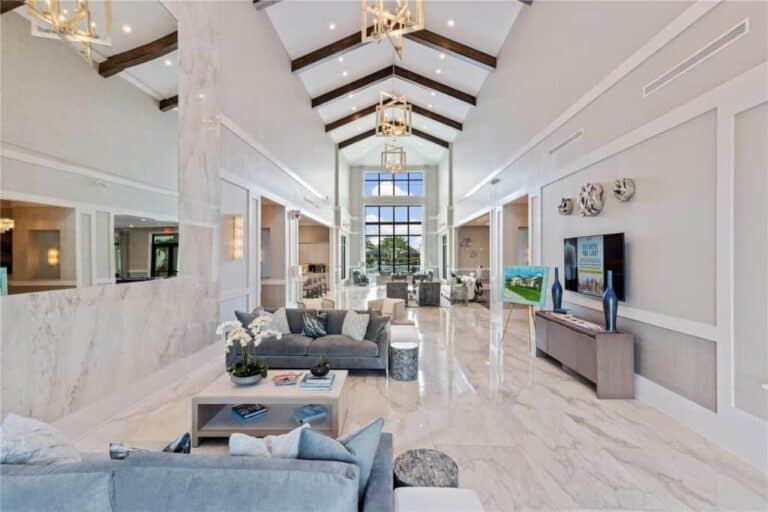 Cresswind Homes in Lakewood Ranch, FL. - Clubhouse