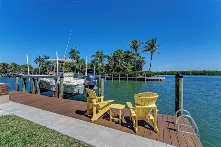 Dream Island Homes in Longboat Key, FL. - Boat Dock Homes