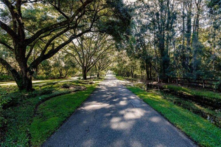 Gator Creek Estates Homes in Sarasota, FL. - Entrance