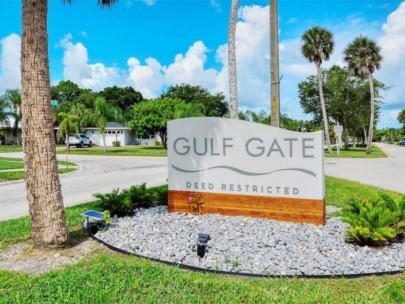 Gulf Gate Homes in Sarasota, FL. - Entrance Sign