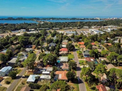 Gulf Gate Pines Homes in Sarasota, FL. - Aerial