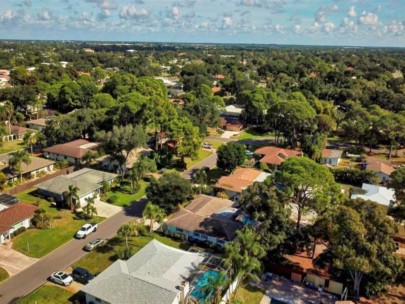 Gulf Gate Pines Homes in Sarasota, FL. - Aerial