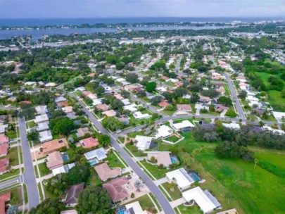 Gulf Gate Woods Homes in Sarasota, FL. - Aerial