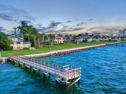 Gulf Water View Homes in Siesta Key, FL. - Private Dock