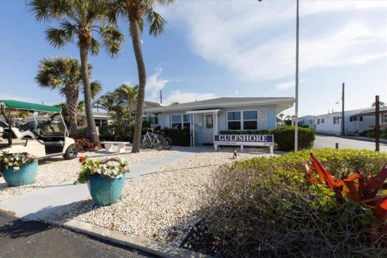 Gulfshore of Longboat Key Homes For Sale in Longboat Key, FL. - Clubhouse