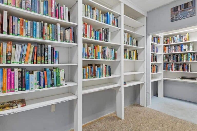Gulfshore of Longboat Key Homes For Sale in Longboat Key, FL. - Library