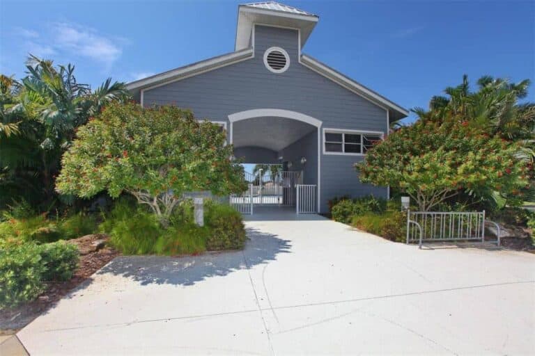 Hamptons Homes For sale in Palmer Ranch Sarasota, FL. - Pool