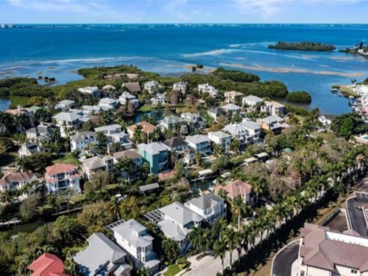 Hawks Harbor Homes in Bradenton, FL. - Waterfront Aerial