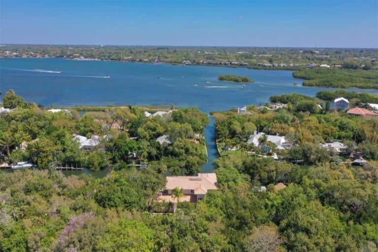 Hidden Harbor Homes in Siesta Key, FL. - Aerial