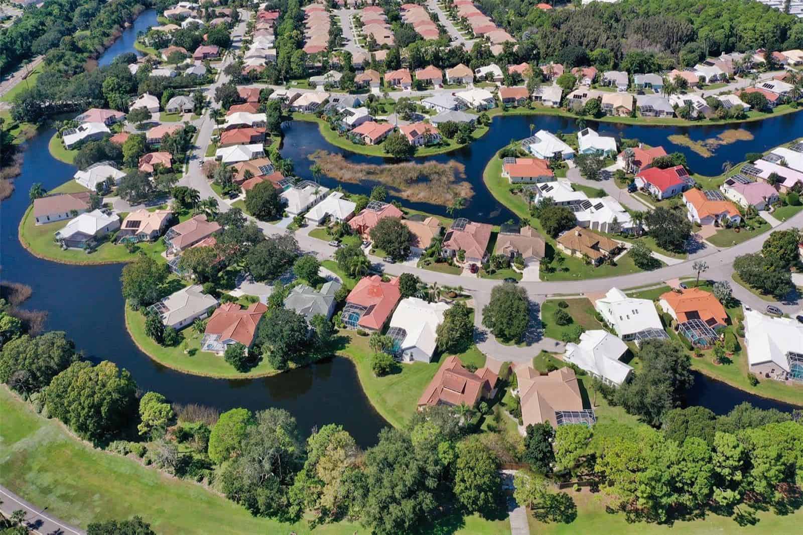 Huntington Pointe Homes For Sale in Palmer Ranch Sarasota, FL.