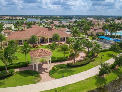 Islandwalk Homes in Venice, FL. - Clubhouse