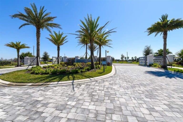 Isles at Lakewood Ranch Homes in Lakewood Ranch, FL. - Gated Entry