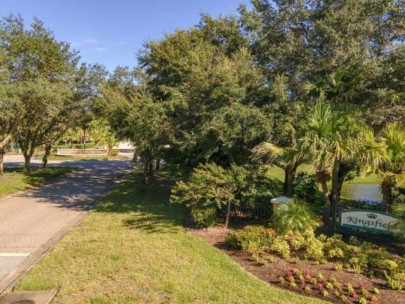 Kingsfield Homes in Parrish, FL. - Entrance