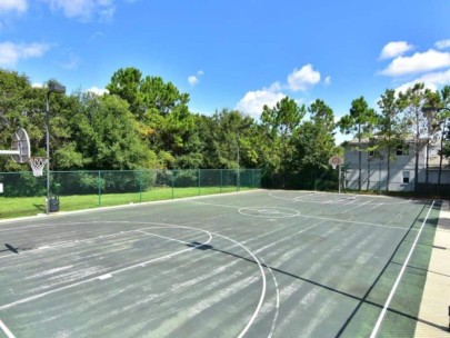 Kingsfield Homes in Parrish, FL. - Basketball Court