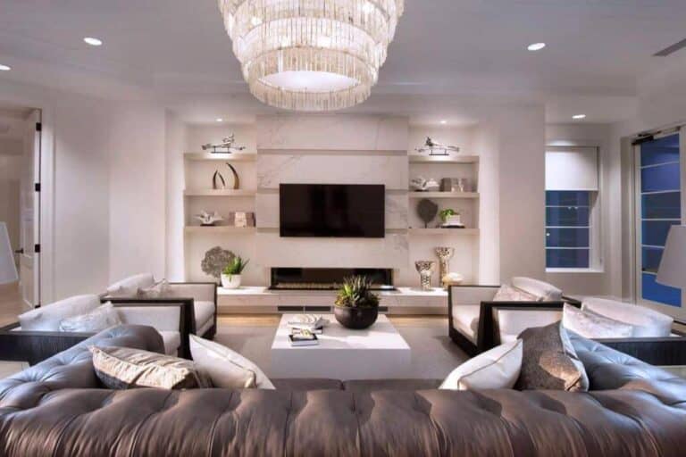 Lake Club Homes in Lakewood Ranch, FL. - Clubhouse Gathering Room
