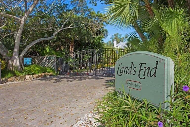 Lands End Homes in Longboat Key, FL - Entrance Sign