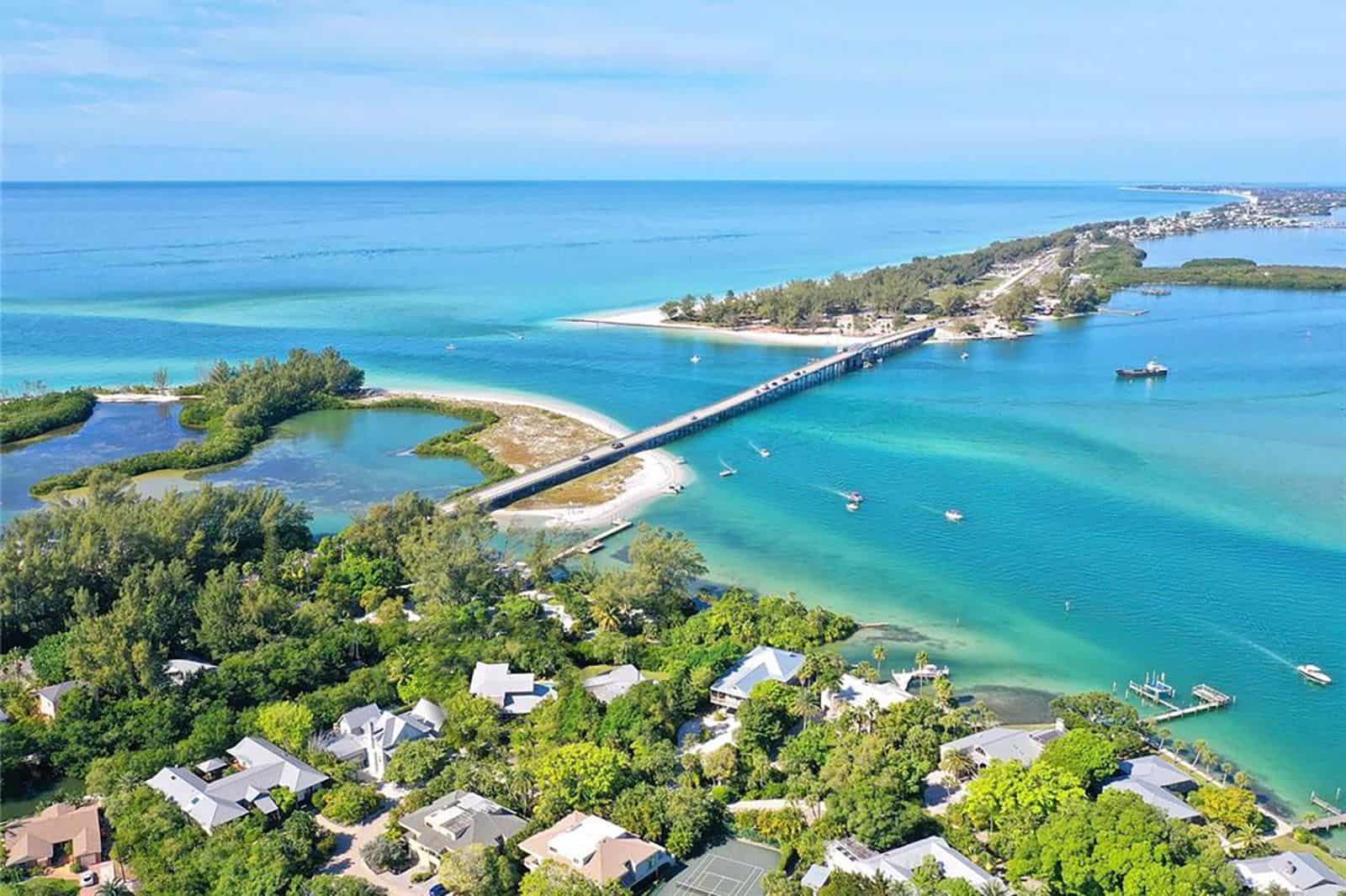 Lands End Homes For Sale in Longboat Key, FL>