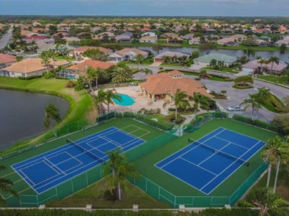 Laurel Lakes Homes in Sarasota, FL. - Pickleball