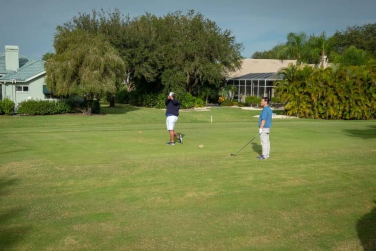 Laurel Oak Estates Homes in Sarasota, FL. - Golfers