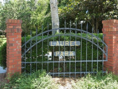 Laurel Park Homes in Sarasota, FL. - Laurel Park Gate