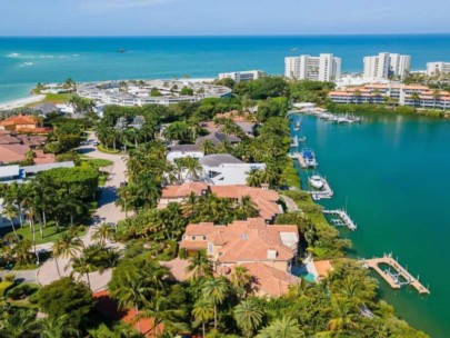 Lighthouse Point Homes in Longboat Key, FL. - Waterfront Aerial