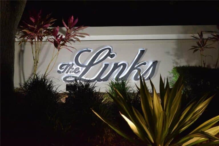 Links At Palm Aire Homes in Sarasota, FL. - Entrance Sign