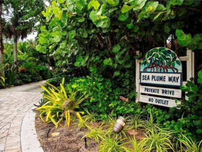 Mangroves Homes in Siesta Key, FL. - Entrance Sign