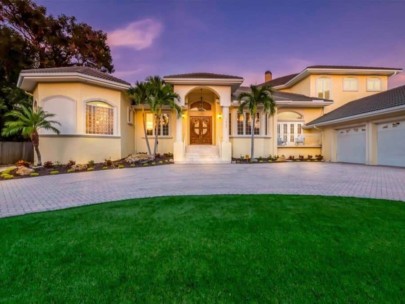 Midnight Harbor Homes in Siesta Key, FL. - House