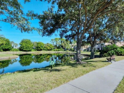 Mira Lago Homes in Palmer Ranch Sarasota, FL. - LAke