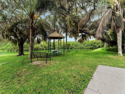 Oak View Homes in Palmetto, FL - Lake Bench