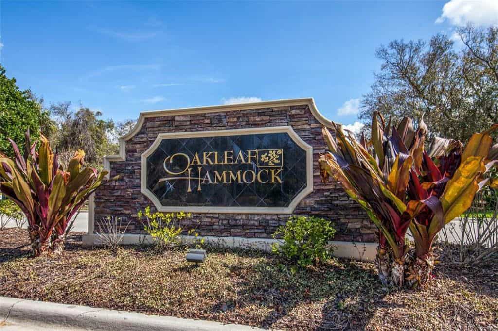 Oakleaf Hammock Homes in Ellenton, FL. - Entrance Sign