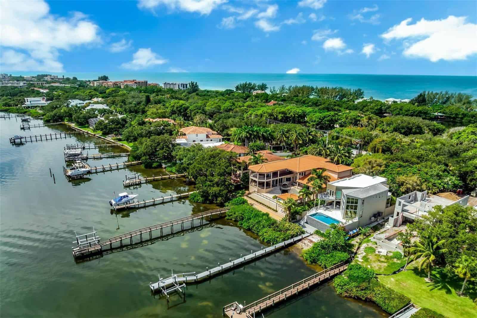 Ocean View Homes For Sale in Siesta Key, FL.