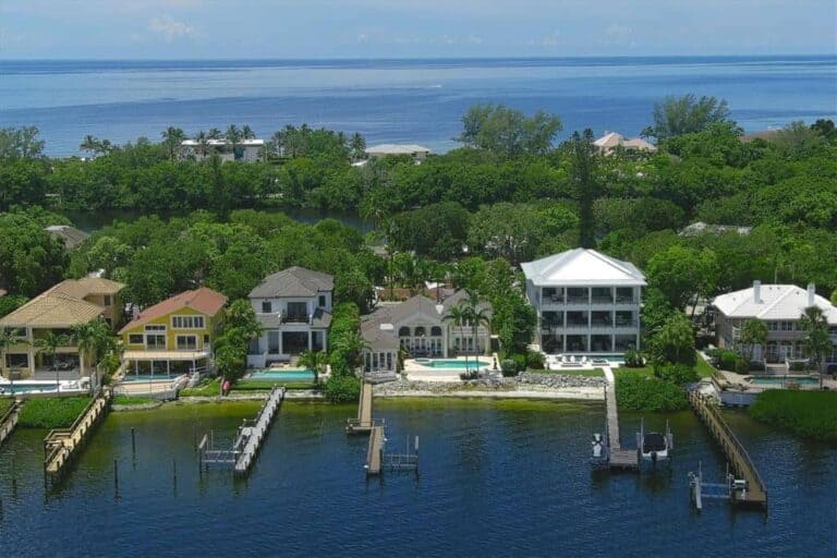 Ocean View Homes in Siesta Key, FL. - Waterfront Aerial