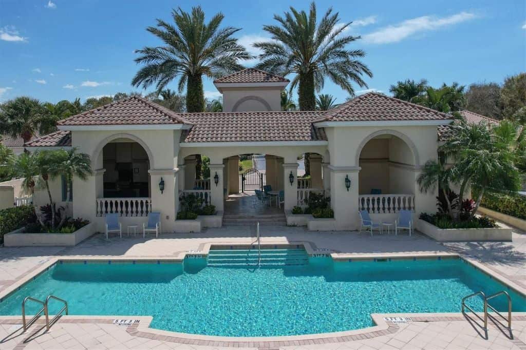 Palisades Homes in Palmer Ranch Sarasota, FL. - Pool