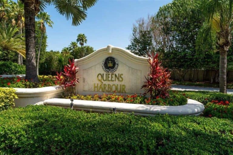 Queens Harbour Homes in Longboat Key, FL. - Entrance Sign