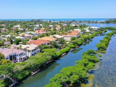 Queens Harbour Homes in Longboat Key, FL. - Waterfront