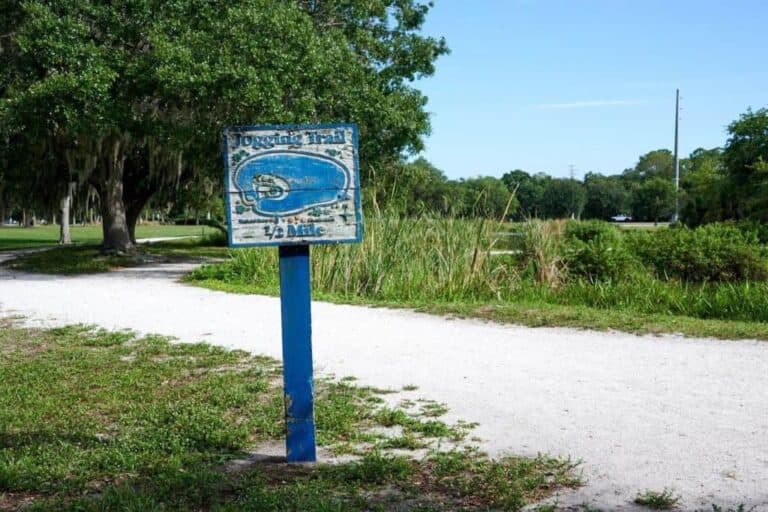 Twin Lakes Park - Jogging Trail