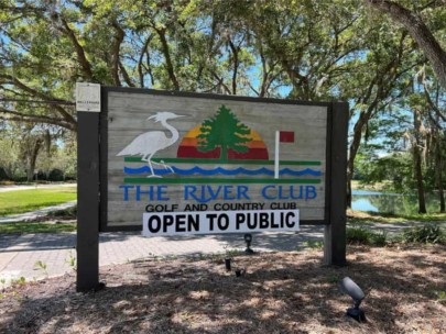 River Club Homes in Bradenton, FL. - River Club Golf Course Sign -