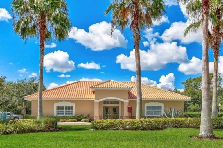 River Plantation Homes in Parrish, FL. - Clubhouse
