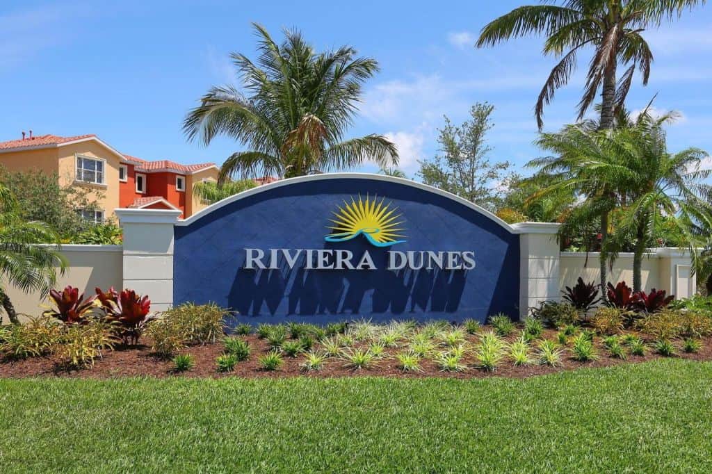 Riviera Dunes Homes in Palmetto, FL. - Entrance Sign