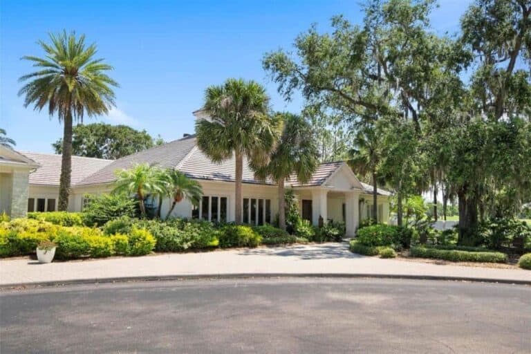 Rosedale Homes in Bradenton, FL. - Clubhouse