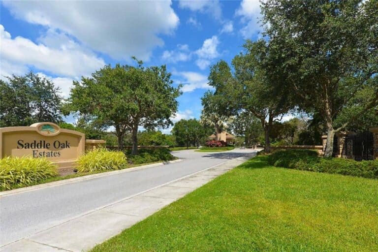 Saddle Oak Estates Homes in Sarasota, FL. - Gated