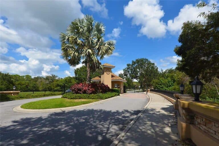 Saddle Oak Estates Homes in Sarasota, FL. - Gated Community