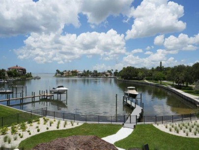 Sapphire Shores Homes in Sarasota, FL. - Boat Docks