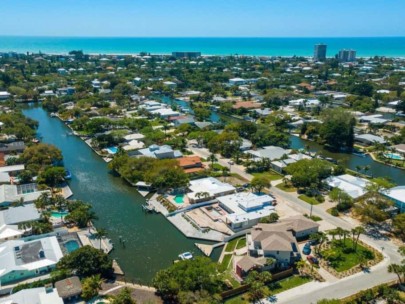 Sara Sands Homes in Siesta Key, FL. - Siesta Key Canal s