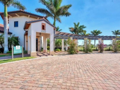 Sarasota National Homes in Venice, FL. - Palm Club