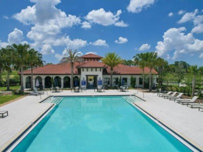 Savanna Homes in Lakewood Ranch, FL. - Pool