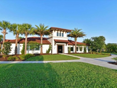 Savanna Homes in Lakewood Ranch, FL. - Clubhouse Exterior